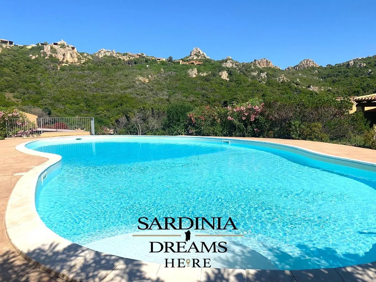 Hébergement de vacances Villetta Flora Con Piscina Costa Paradiso