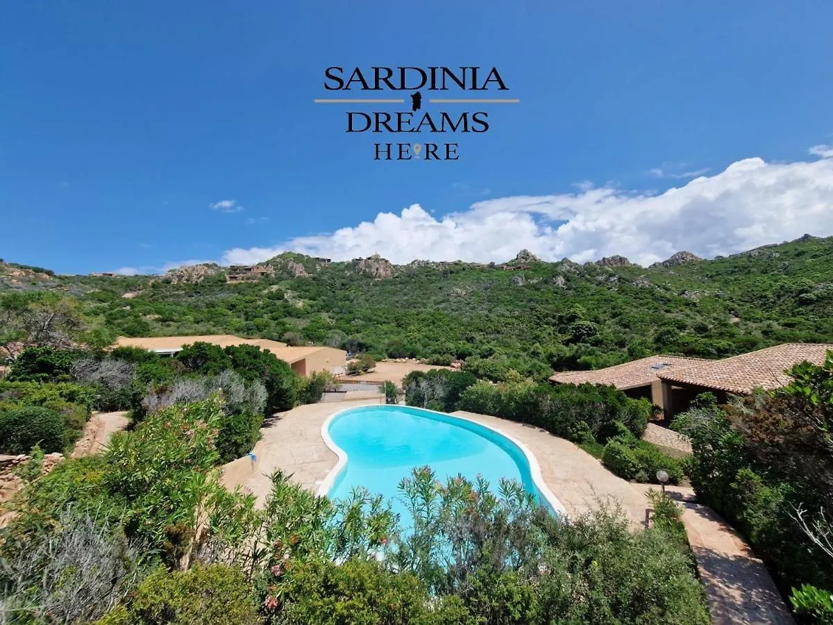 Hébergement de vacances Villetta Flora Con Piscina Costa Paradiso